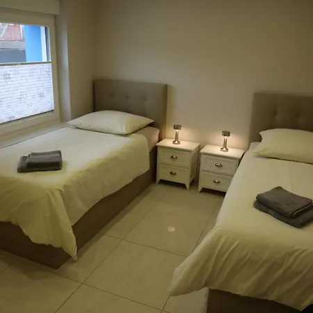 Eine Sehr Gemütliche Erdgeschoß *